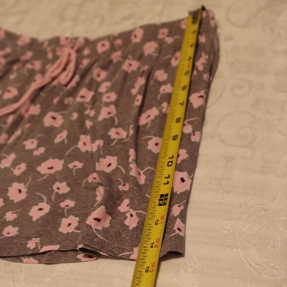 JoySpun Pajama Set Grey and Pink Short Sleeve Top and Drawstring Waist Short XL - Picture 9 of 16